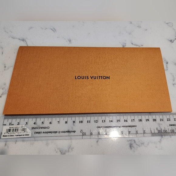 LOUIS VUITTON - Gift envelope large (Authentic) - Picture 4 of 5